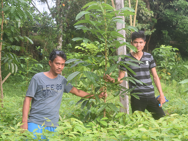 Marjun Romula und Danila Fernandez